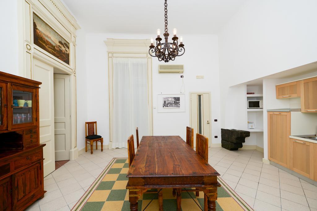 Residenza Santa Chiara Apartment Napoli Exterior foto
