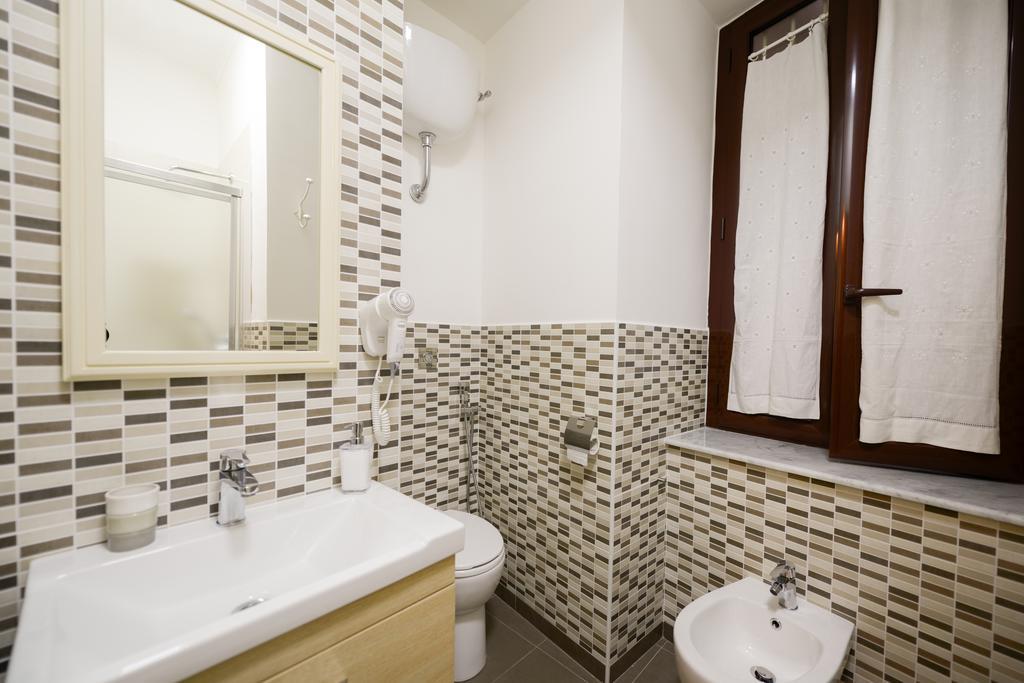 Residenza Santa Chiara Apartment Napoli Exterior foto